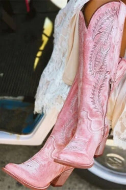 Feather Embroidery Sweet Boots