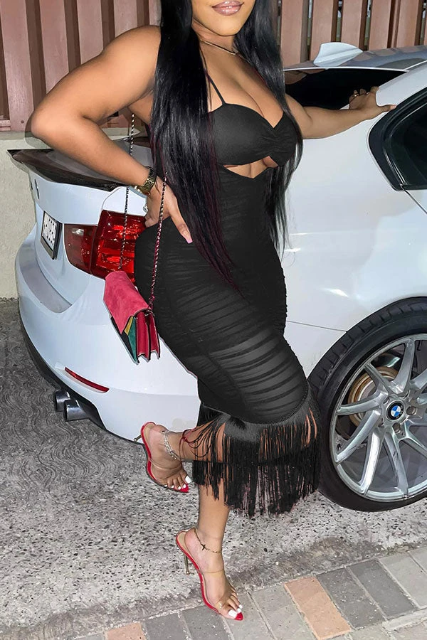 Solid Color On-trend Tassel Cutout Midi Dress 2 Solid Color On-trend Tassel Cutout Midi Dress - Image 2