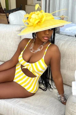 Color Block Striped Smart Cutout One Piece Swimwear 10 Color Block Striped Smart Cutout One Piece Swimwear -Clothing Outlet Store C23030745 YE 5