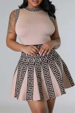 Geometric Print Patchwork Classic Pleated Mini Dress 32 Geometric Print Patchwork Classic Pleated Mini Dress -Clothing Outlet Store C23040438 AP 1