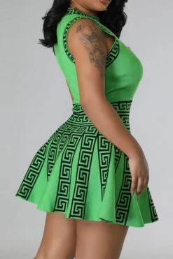 Geometric Print Patchwork Classic Pleated Mini Dress 24 Geometric Print Patchwork Classic Pleated Mini Dress -Clothing Outlet Store C23040438 GR 3