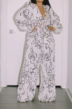 Graffiti Print Modern Lace-Up Jumpsuit