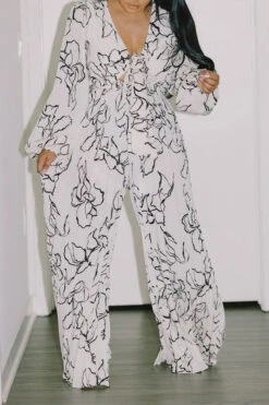 Graffiti Print Modern Lace-Up Jumpsuit -Clothing Outlet Store C23060532 WH 3