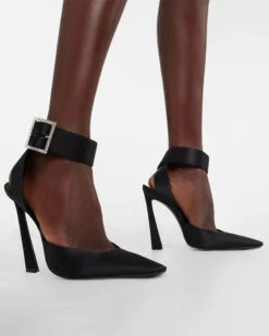 Solid Color Undeniable Pointed Toe Sandals