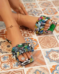 Solid Color Braided Urban Flat Slippers 30 Solid Color Braided Urban Flat Slippers -Clothing Outlet Store C23062885 SP 1