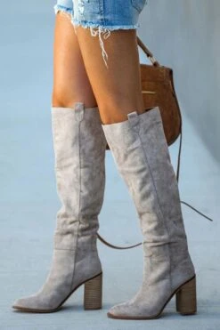 Solid Color Classic Suede Boots 13 Solid Color Classic Suede Boots -Clothing Outlet Store H20100801 0 54c95530 47f5 498d 8998 48ee28b6ce66