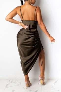 Solid Color Striking Lace-Up Midi Dress 18 Solid Color Striking Lace-Up Midi Dress -Clothing Outlet Store H20112024 3 8c984faf 8e0d 4007 9778 f9b54de347f1