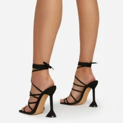 Solid Color Feminine Strappy Pyramid Heeled Sandals -Clothing Outlet Store H22031674 BK 2