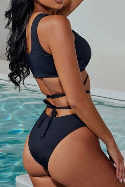 Solid Color Stylish Strappy Irregular Three Pieces 9 Solid Color Stylish Strappy Irregular Three Pieces -Clothing Outlet Store H23040343 BK 3