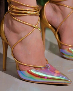 Solid Color Feminine Strappy Pointed Toe Sandals