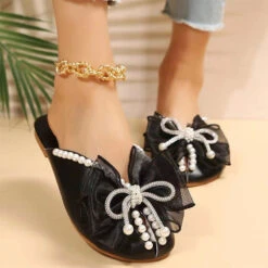 Bowknot & Beaded Decor Sweet Slippers