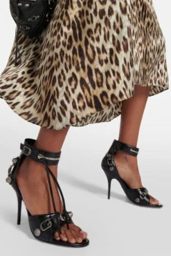 Rivet Design Punk Zipper Tassel Sandals -Clothing Outlet Store H23061654 BK 1