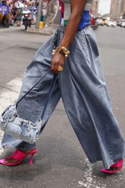 Solid Color Casual Wide Leg Jeans 11 Solid Color Casual Wide Leg Jeans -Clothing Outlet Store H23071331 BL 6